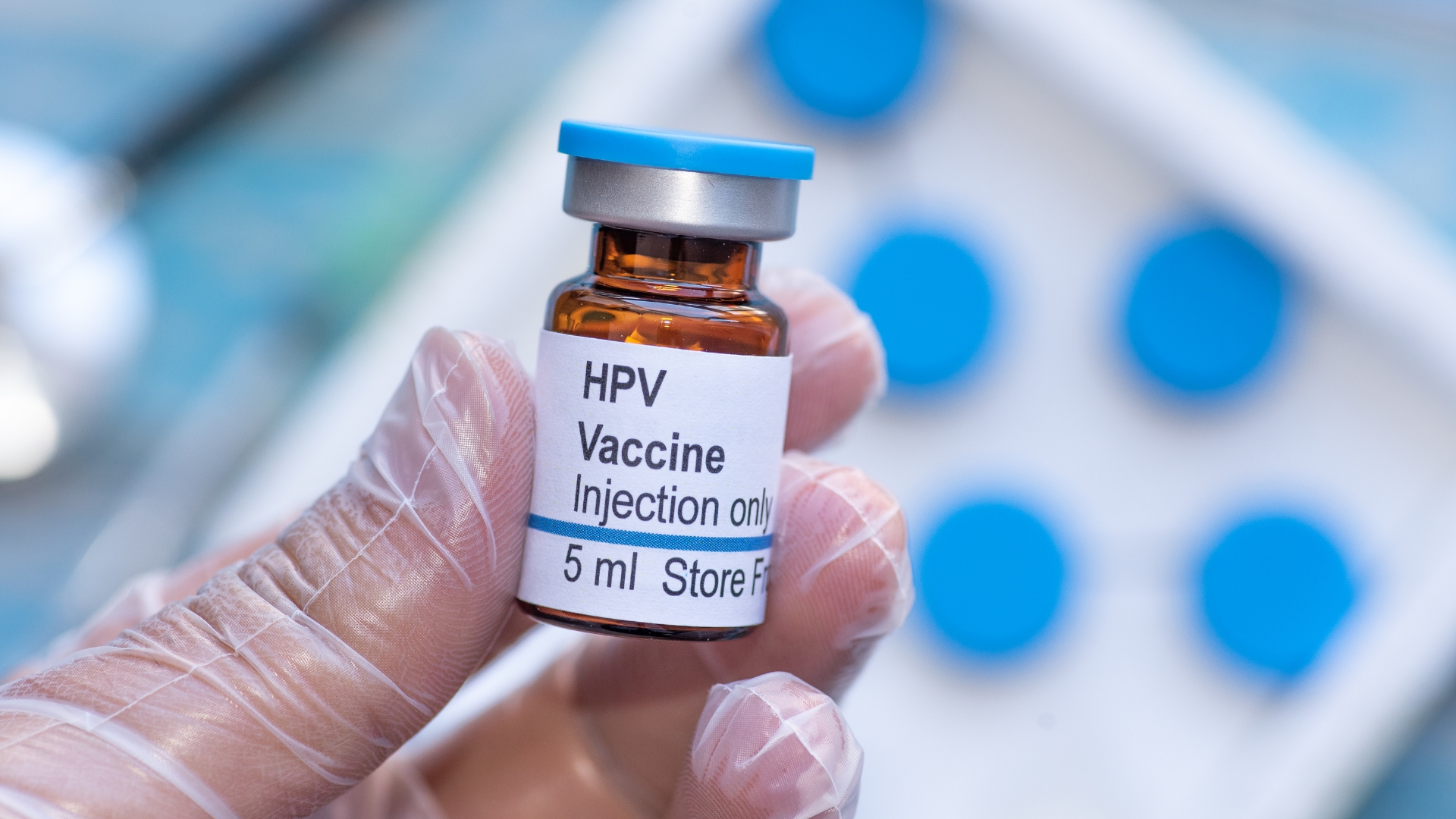 den-thang-co-tiem-hpv-duoc-khong-khi-nao-can-hoan-tiem-hpv-2.jpg