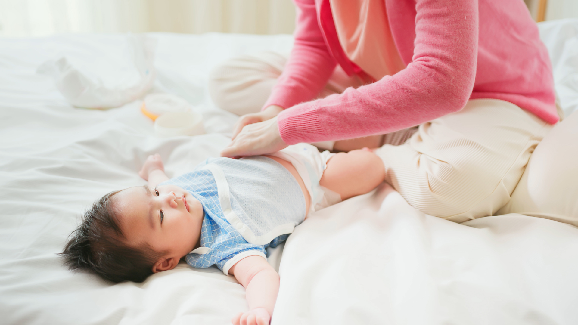 Đi ngoài phân màu xanh lá cây có nguy hiểm không? Nguyên nhân là do đâu? 4