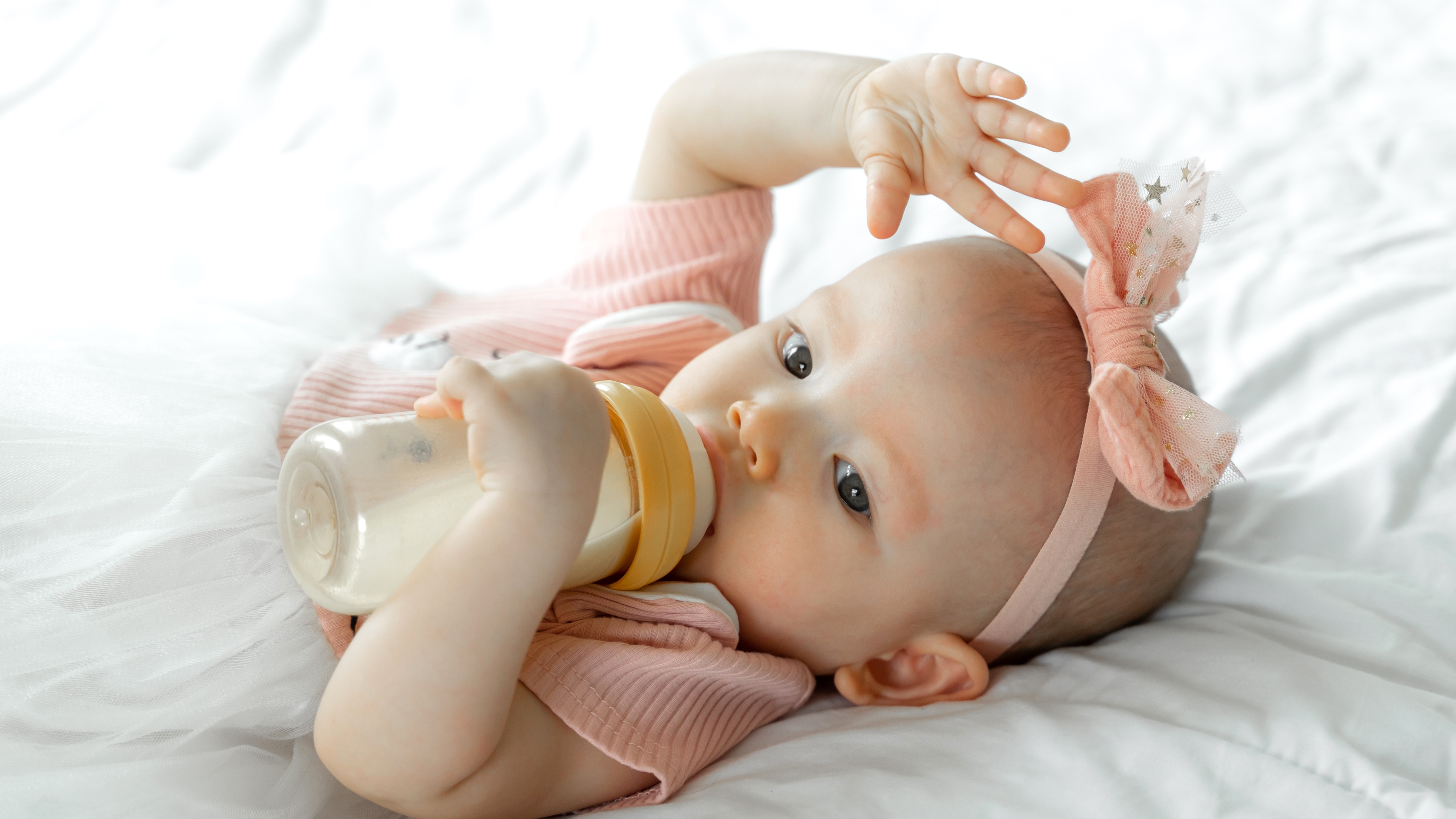 Có trẻ không hợp với sữa công thức đang dùng