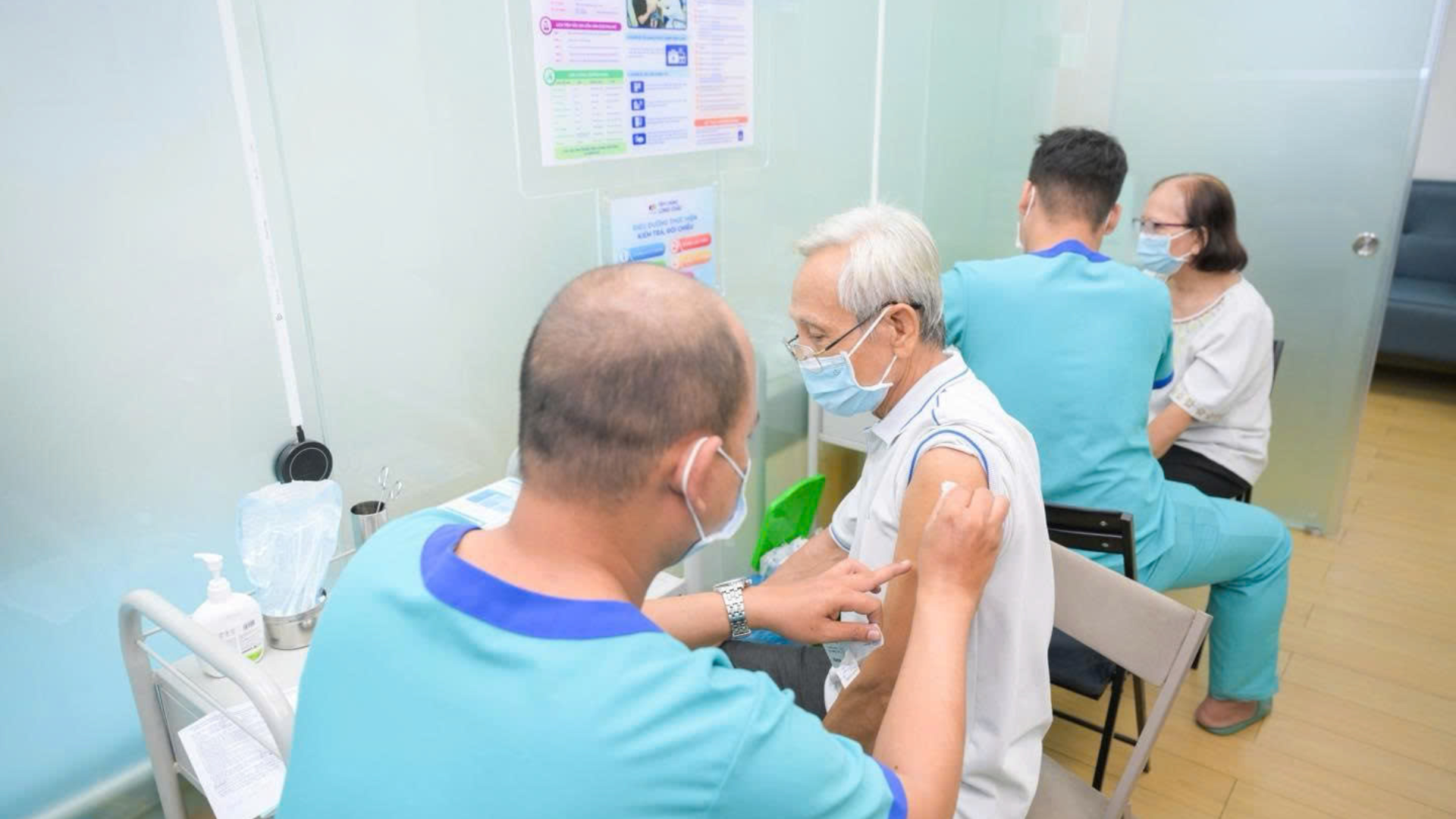 Các gói vắc xin được xây dựng theo từng độ tuổi, phù hợp với tình trạng sức khỏe