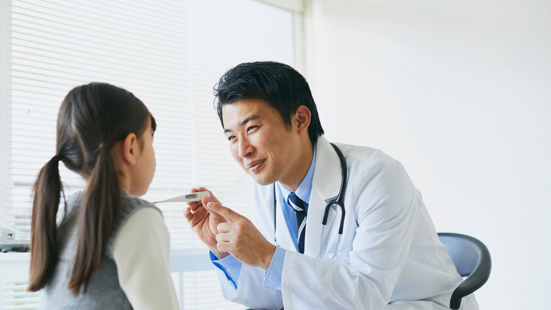 Hướng dẫn điều trị cúm biến chứng ở trẻ em đúng cách giúp phục hồi nhanh và hạn chế nhập viện