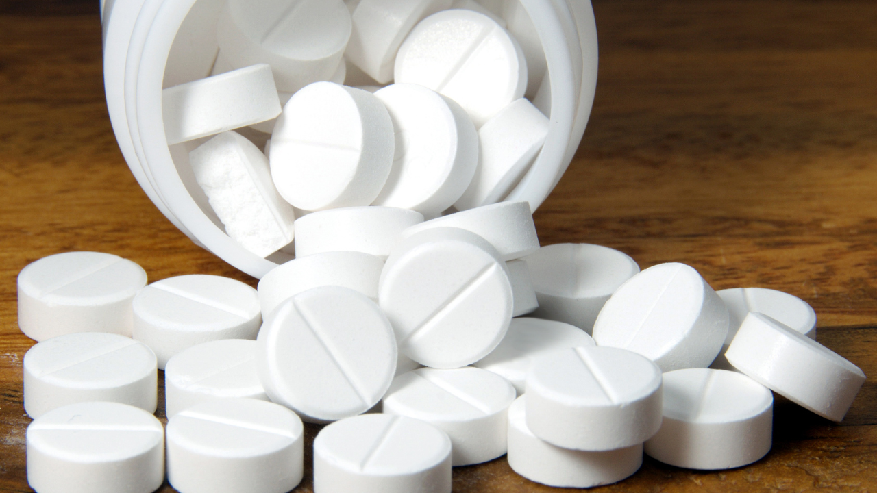 Loại bỏ hoặc giảm hấp thu paracetamol sớm trong điều trị ngộ độc paracetamol