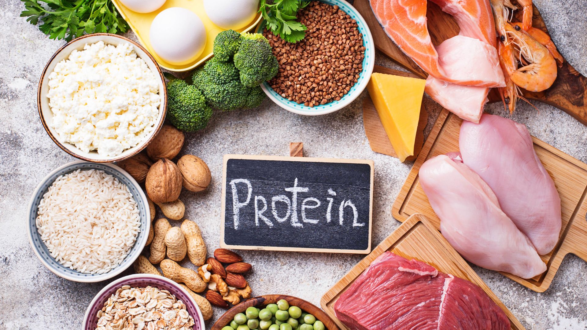Protein là một trong các chất dinh dưỡng thiết yếu trong việc tăng cường sức khỏe tổng thể