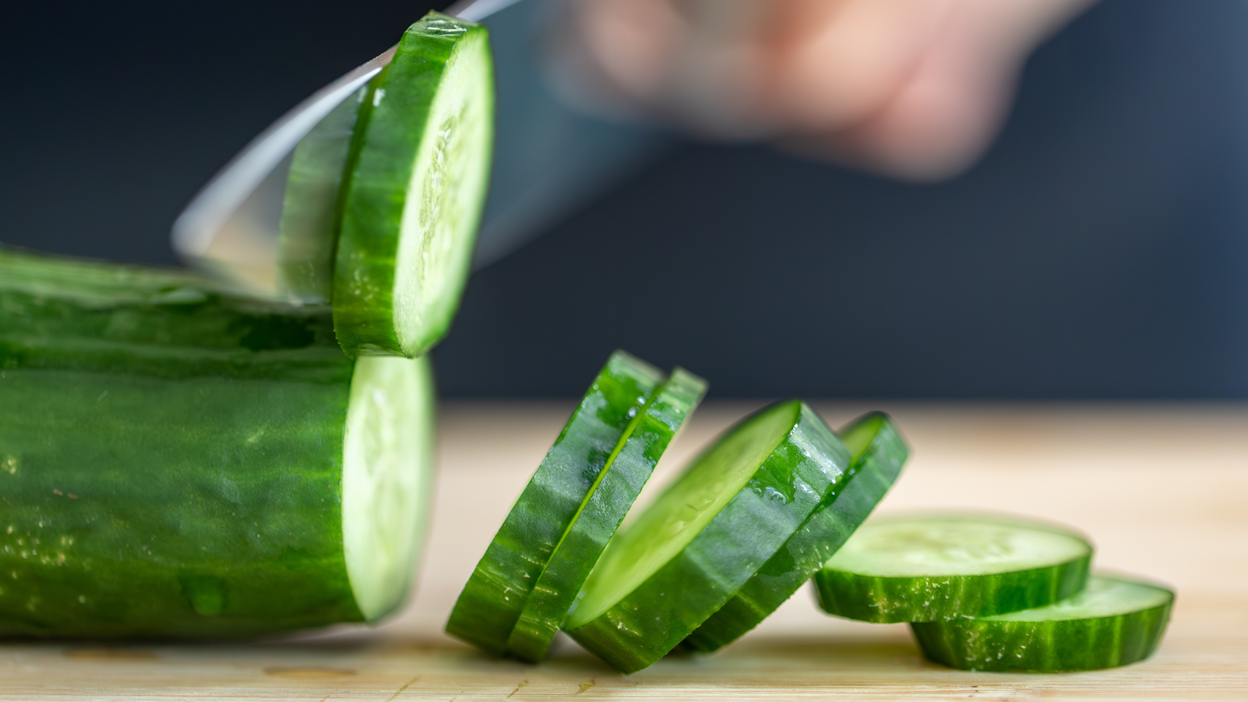 Dưa chuột hầu như không gây tăng cân khi ăn vào buổi tối