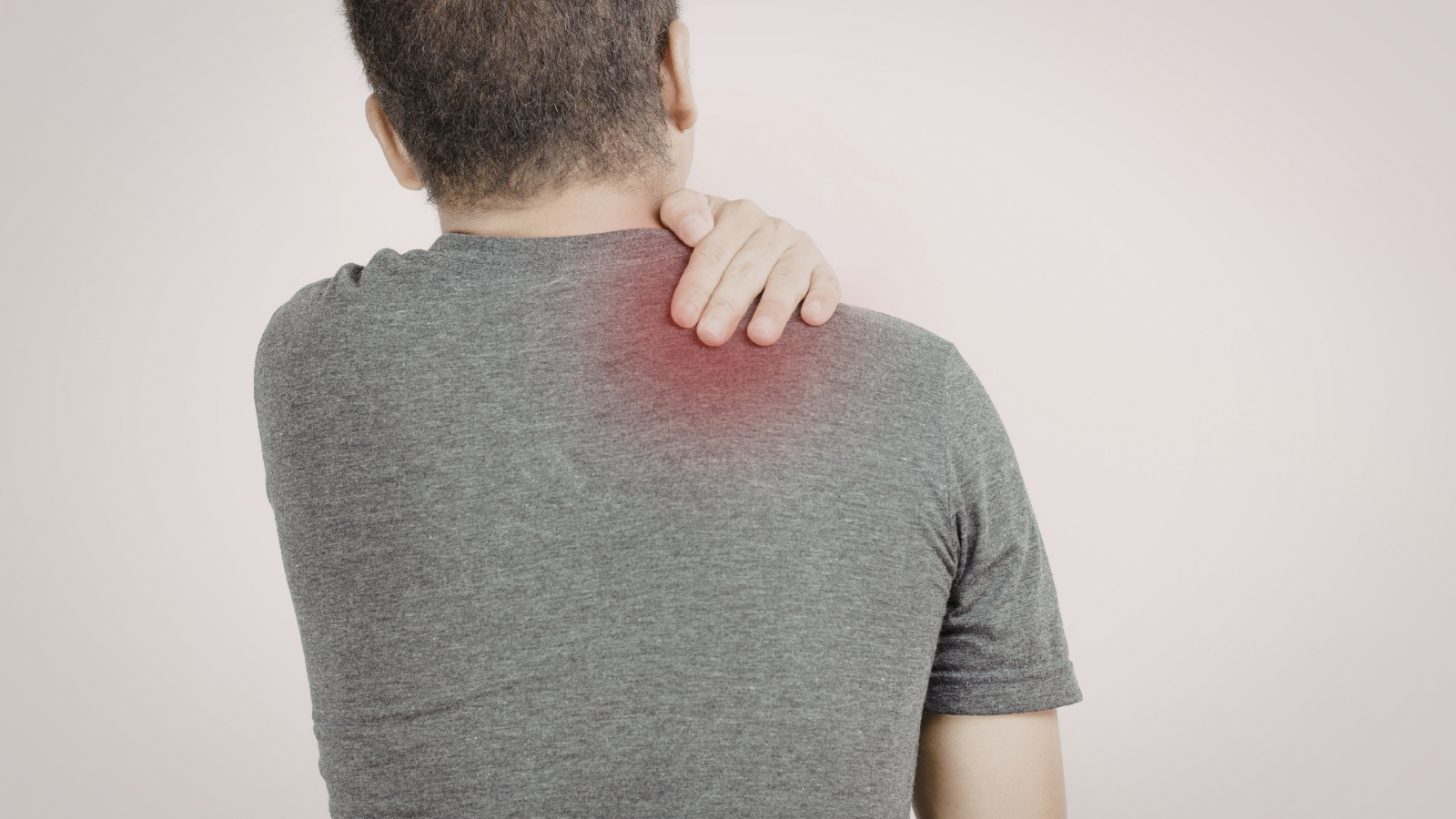 Rách gân cơ trên gai có thể gây mất chức năng nâng tay