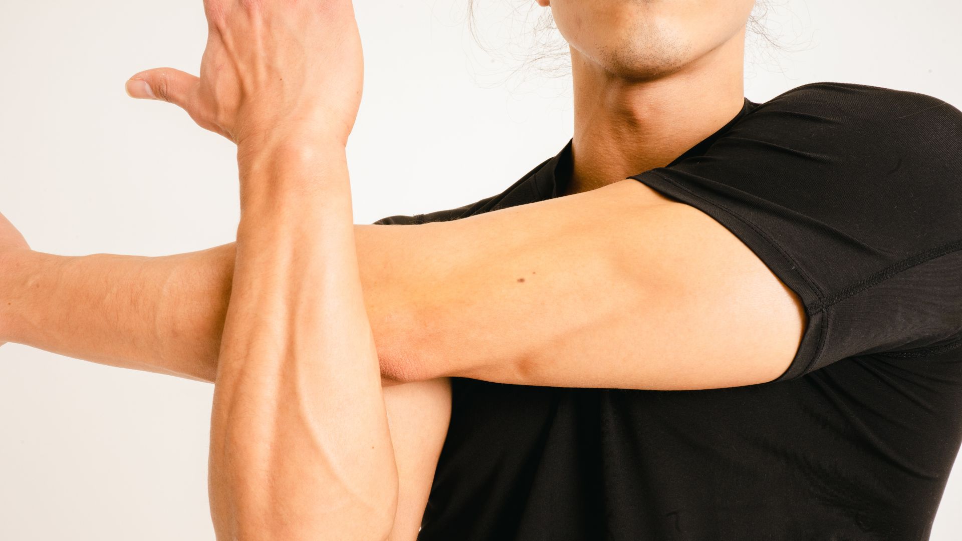 Những bài tập thể dục với cường độ vừa phải giúp phòng ngừa và cải thiện giãn tĩnh mạch tay