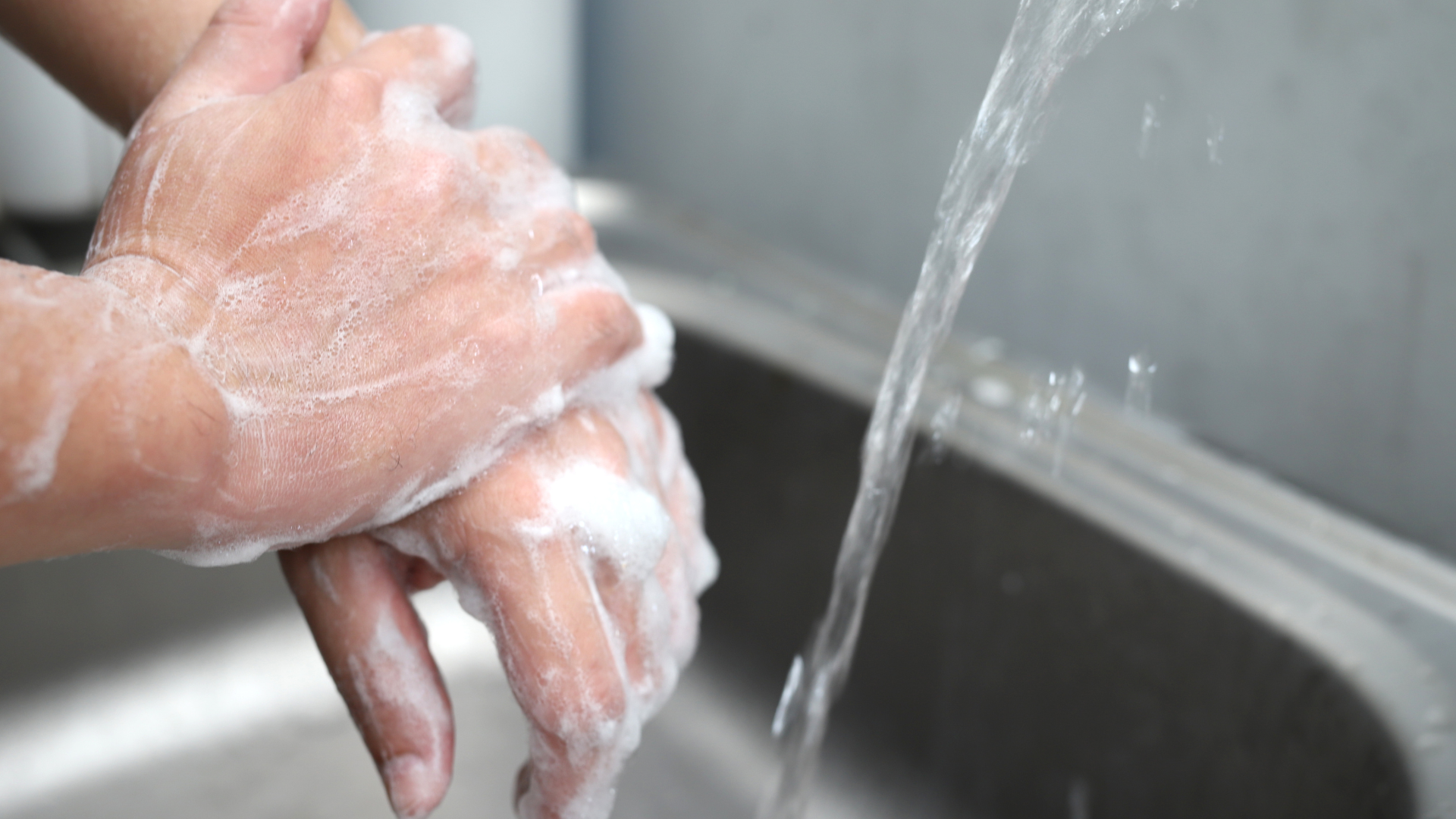 Thói quen rửa tay đúng cách có thể giảm đáng kể nguy cơ nhiễm giun sán