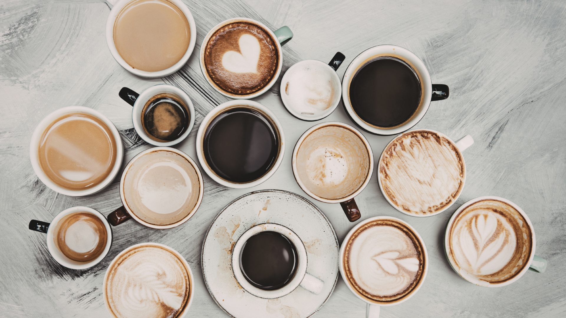 Hạn chế đồ uống có caffeine ban đêm để giấc ngủ êm ái và liền mạch