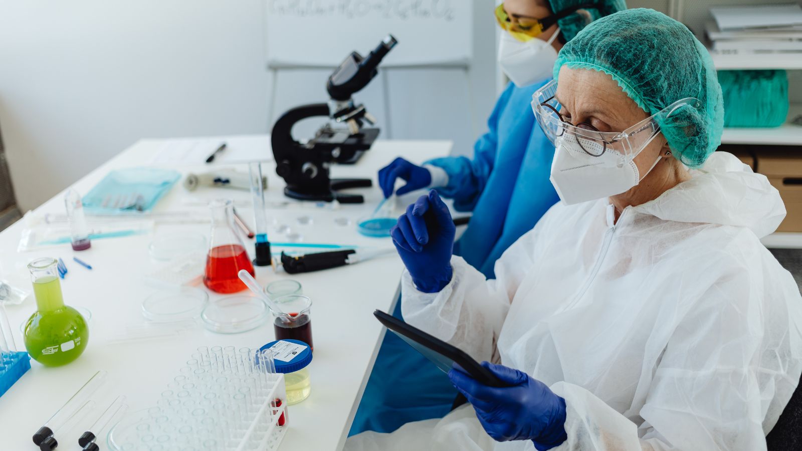 Quy trình xét nghiệm HCV RNA đòi hỏi sự chính xác cao