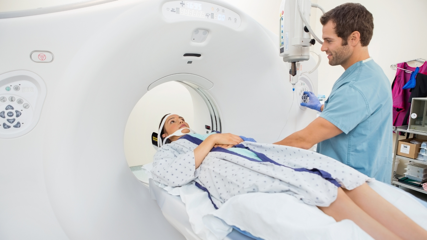 Chẩn đoán bệnh cần kết hợp với kết quả của phương pháp hình ảnh học