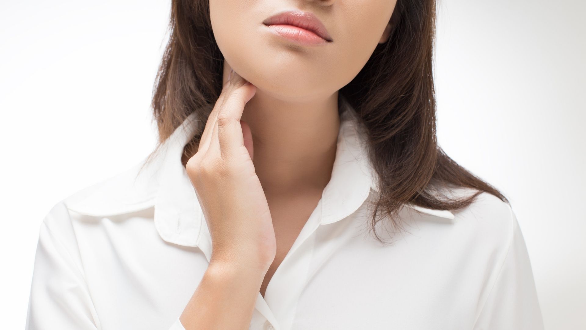 Hẹp thực quản có thể gây khó chịu khi nuốt