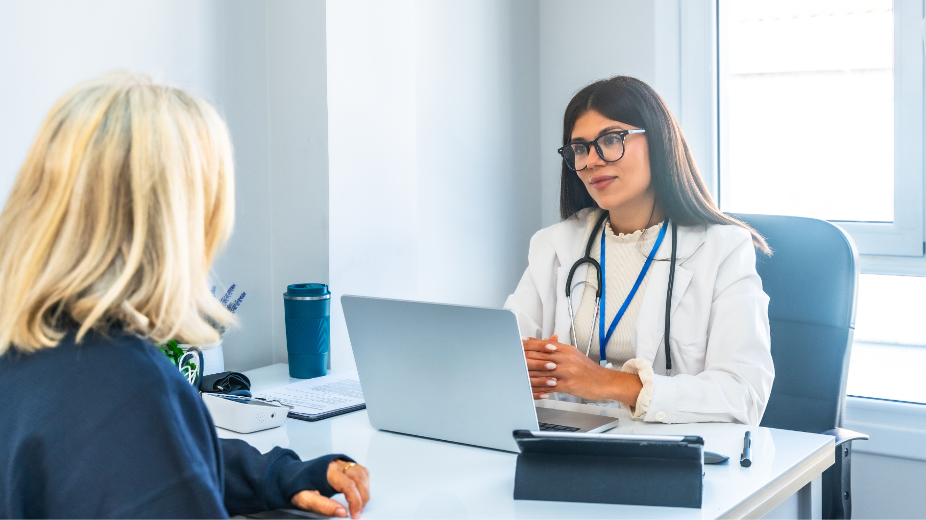 Nếu cơn đau kéo dài cần thăm khám bác sĩ chuyên khoa sớm