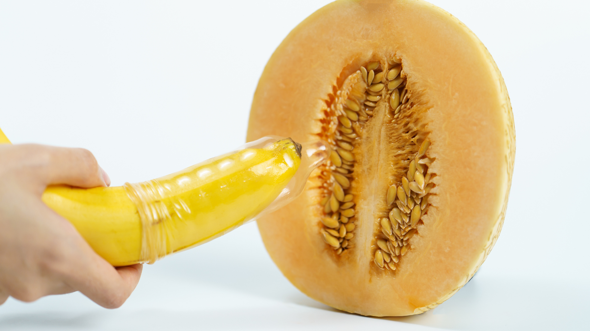 Nhận diện các con đường lây HIV và nguy cơ tương đối