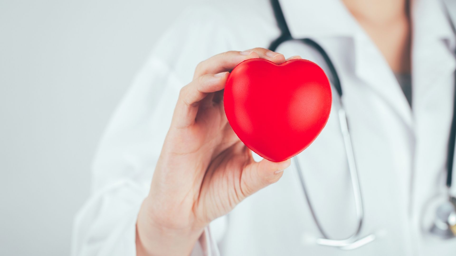 Hở van tim 3 lá có thể không có triệu chứng rõ rệt