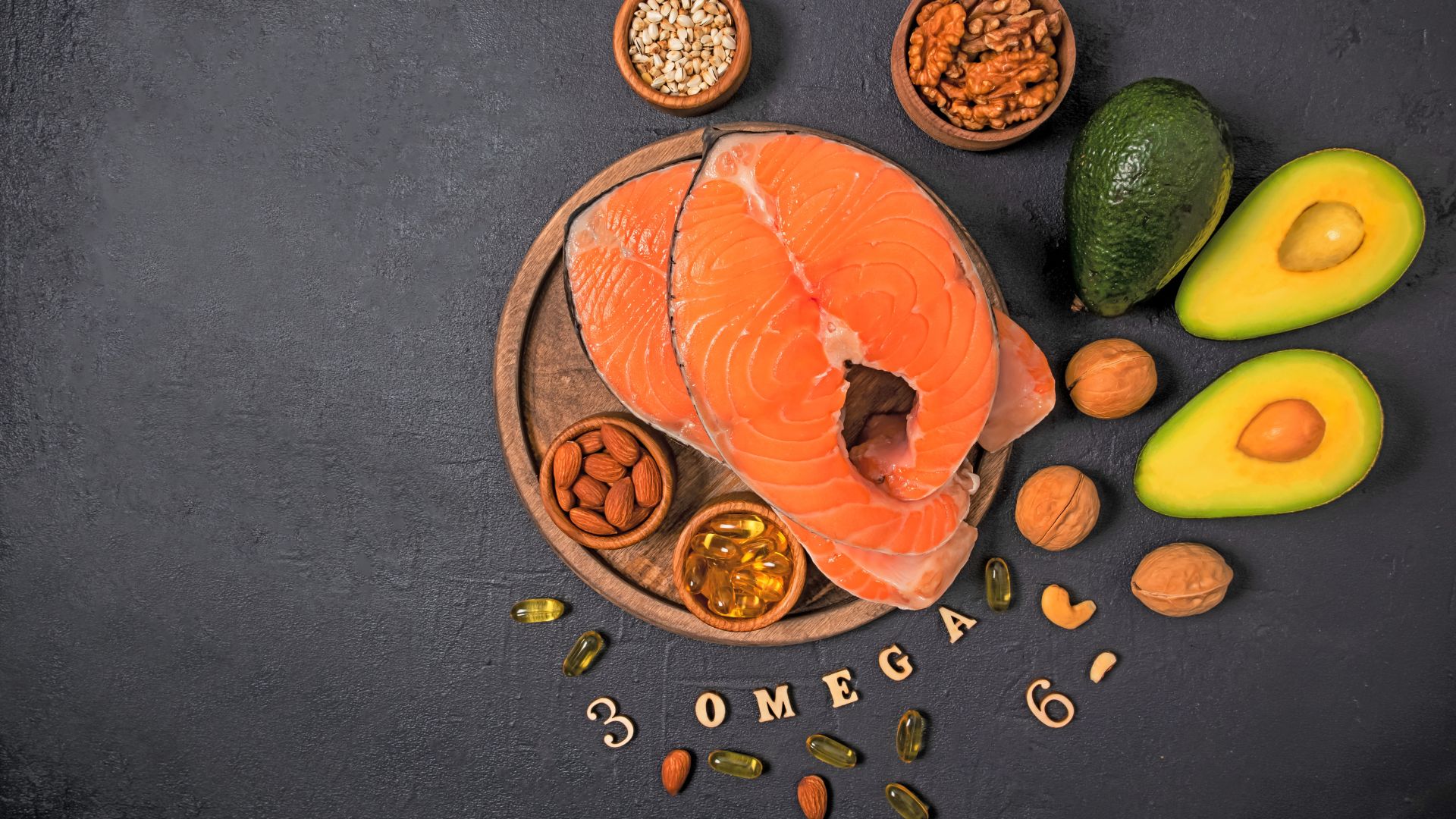 Thực phẩm giàu omega-3 là câu trả lời cho câu hỏi hở van tim nên ăn gì