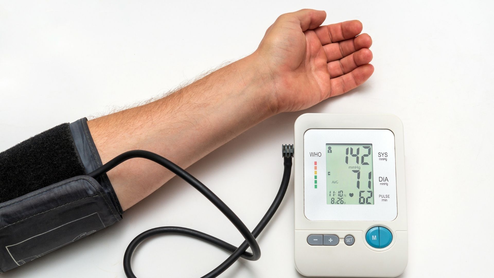 Người bệnh cần theo dõi huyết áp thường xuyên