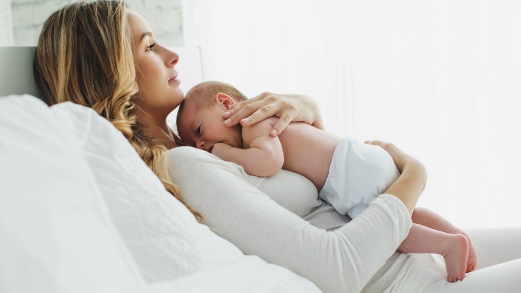 huong-dan-cach-cham-soc-tre-sau-tiem-chung-dung-chuan 2.jpg