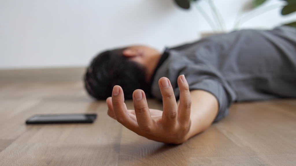 Hướng dẫn sơ cứu người bị co giật đúng cách và phòng ngừa tái phát 1