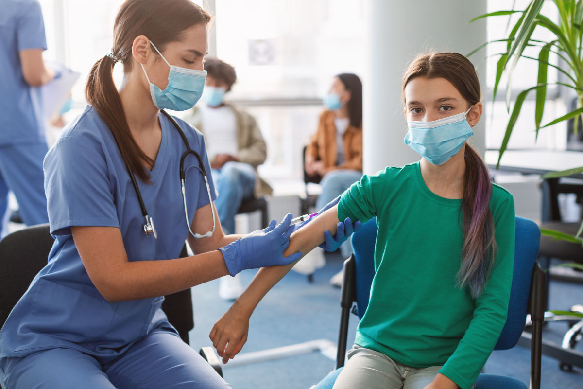 ke-hoach-tiem-vac-xin-day-du-theo-do-tuoi-va-nhom-doi-tuong 4.png