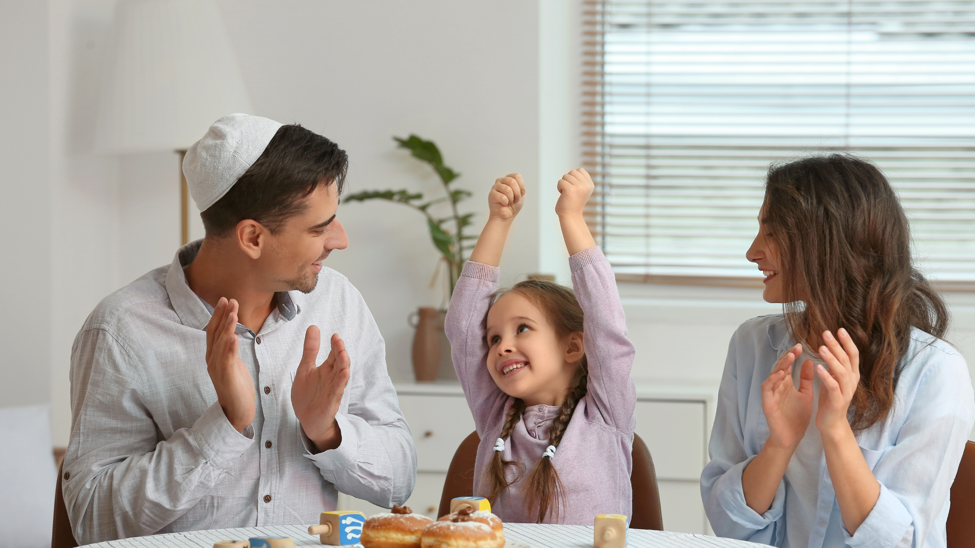 Mỗi bước tiến của trẻ đều được công nhận và khích lệ đúng lúc