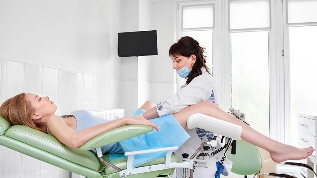 Khám phụ khoa bằng mỏ vịt để làm gì? Khi nào cần thực hiện? 1