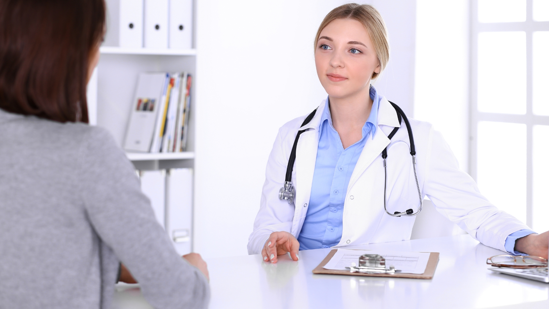 Nên chủ động chuẩn bị các thông tin như chu kỳ kinh nguyệt, tiền sử bệnh phụ khoa để tăng độ chính xác của kết quả đánh giá