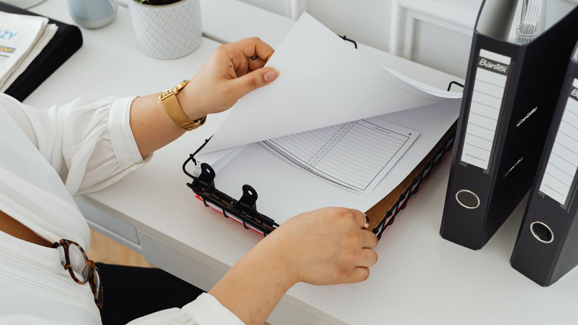 Sau khi có kết quả xét nghiệm ADN, phụ huynh cần bổ sung vào hồ sơ đăng ký khai sinh theo quy định pháp luật