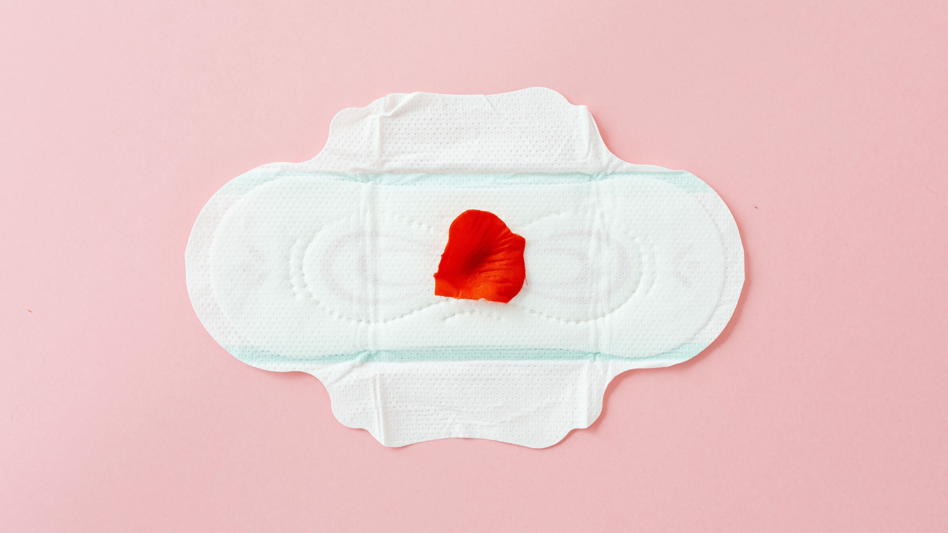 Mẹ bầu nên chú ý các dấu hiệu như ra máu âm đạo bất thường, đau bụng dưới kéo dài