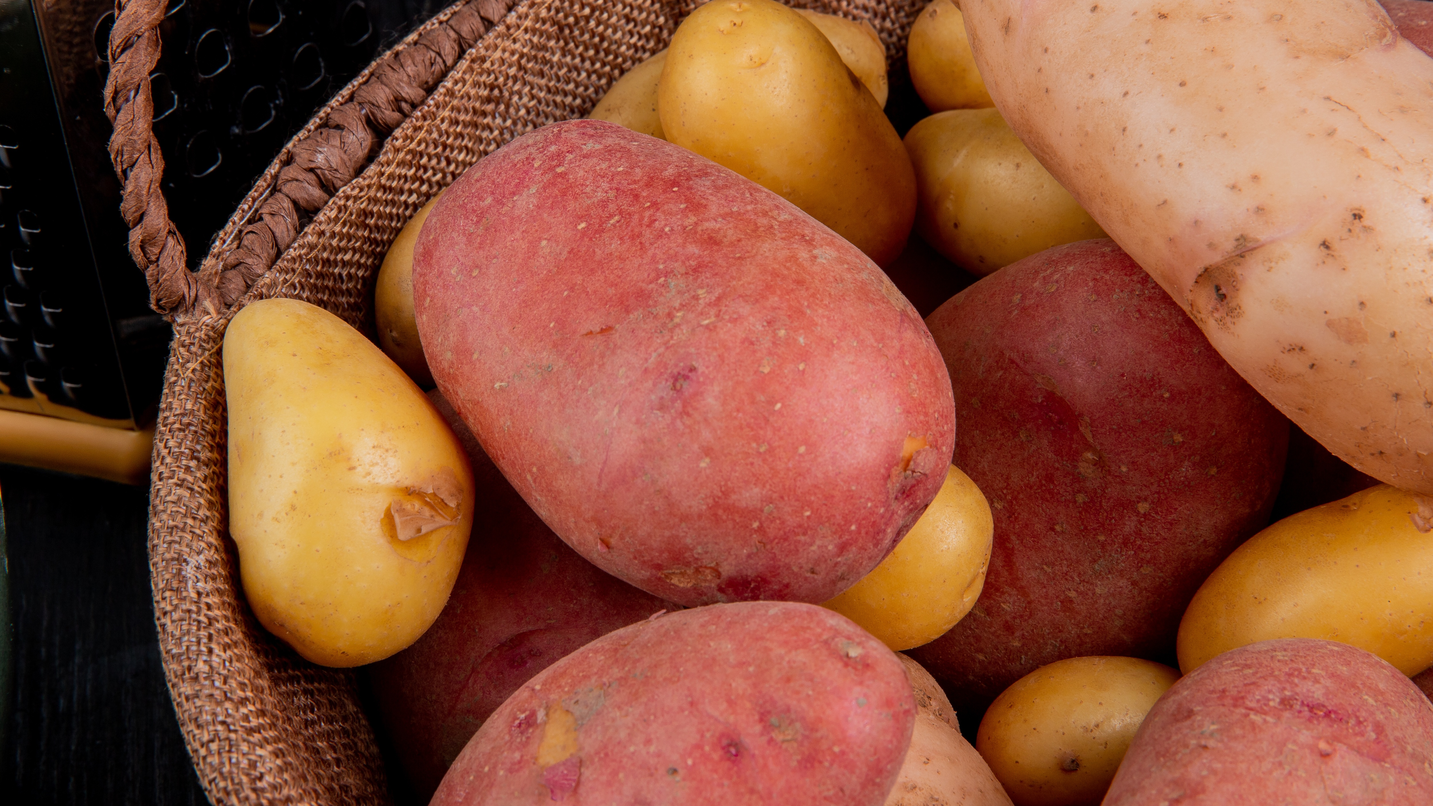 Khoai lang có nhiều công dụng tốt cho tim mạch