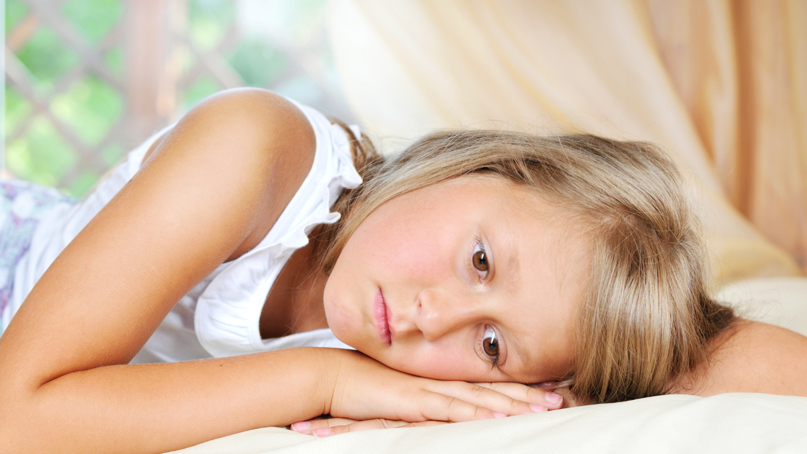 Không nên tự cô lập bản thân khi tai yếu