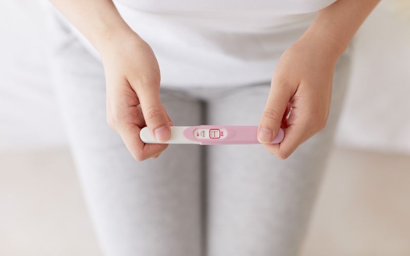 Chỉ nên thử que sau 2 tuần làm IUI để cho kết quả chính xác