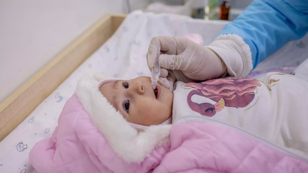 lich-tiem-chung-cho-tre-sinh-non-bo-me-can-biet 5.png