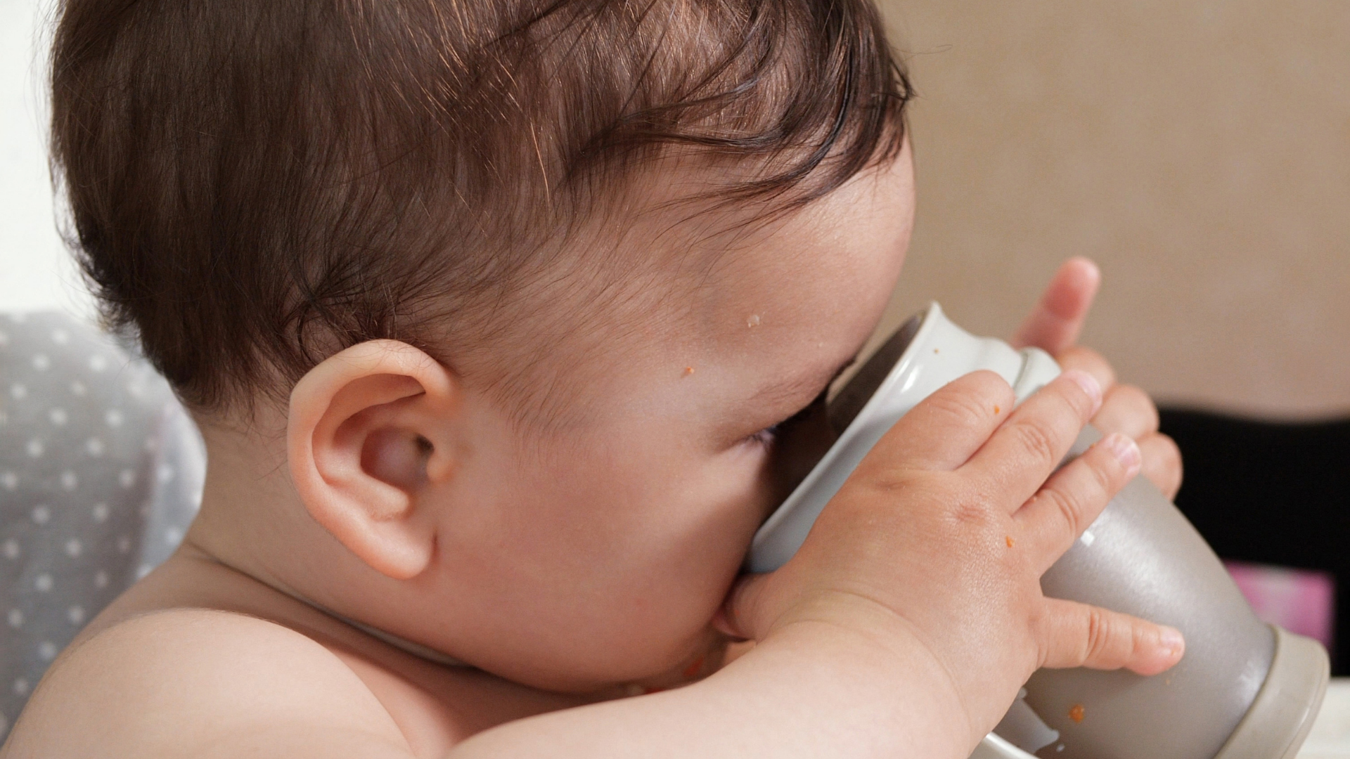 Chăm sóc trẻ khi sốt và dùng paracetamol