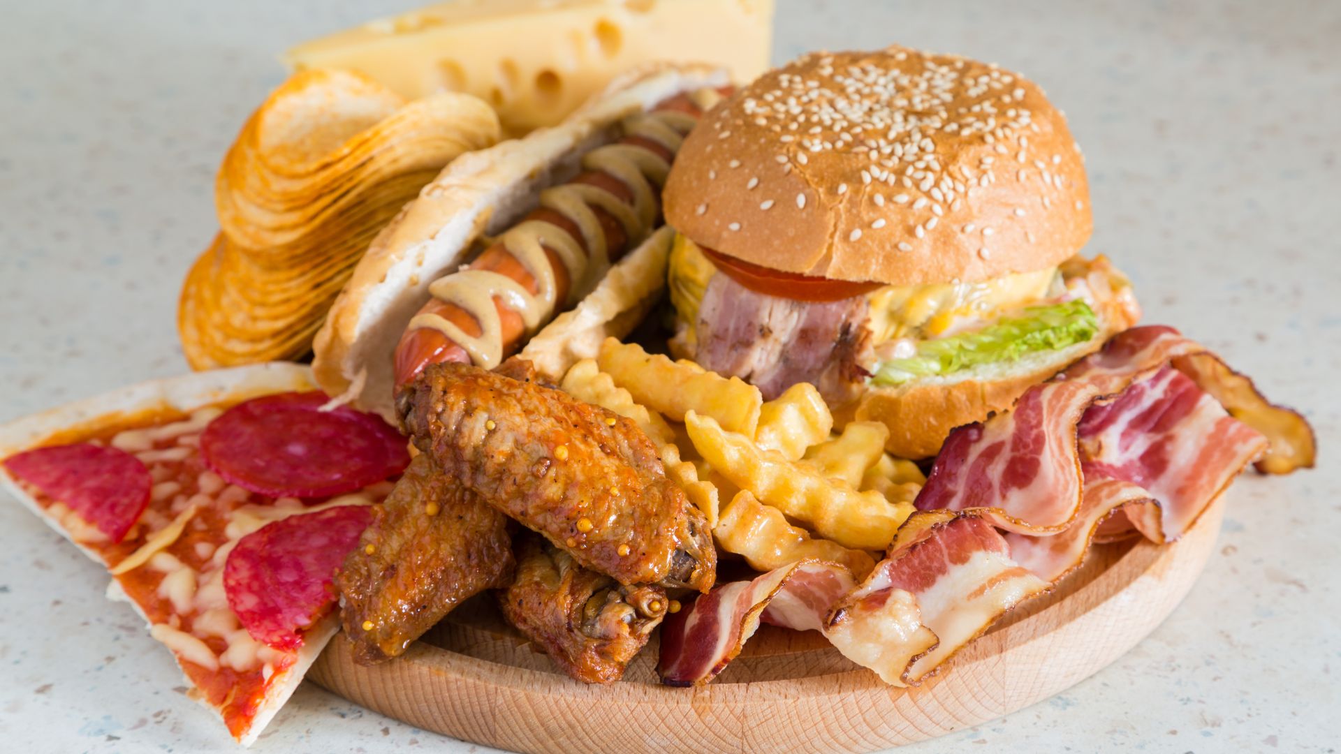 Chế độ ăn nhiều chất béo bão hòa có thể gây rối loạn lipid máu