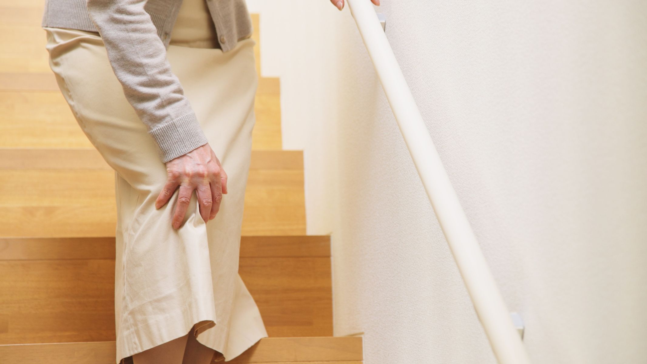 Tổn thương cũ không được điều trị dứt điểm có thể gây biến chứng và làm khớp gối giảm độ ổn định tự nhiên