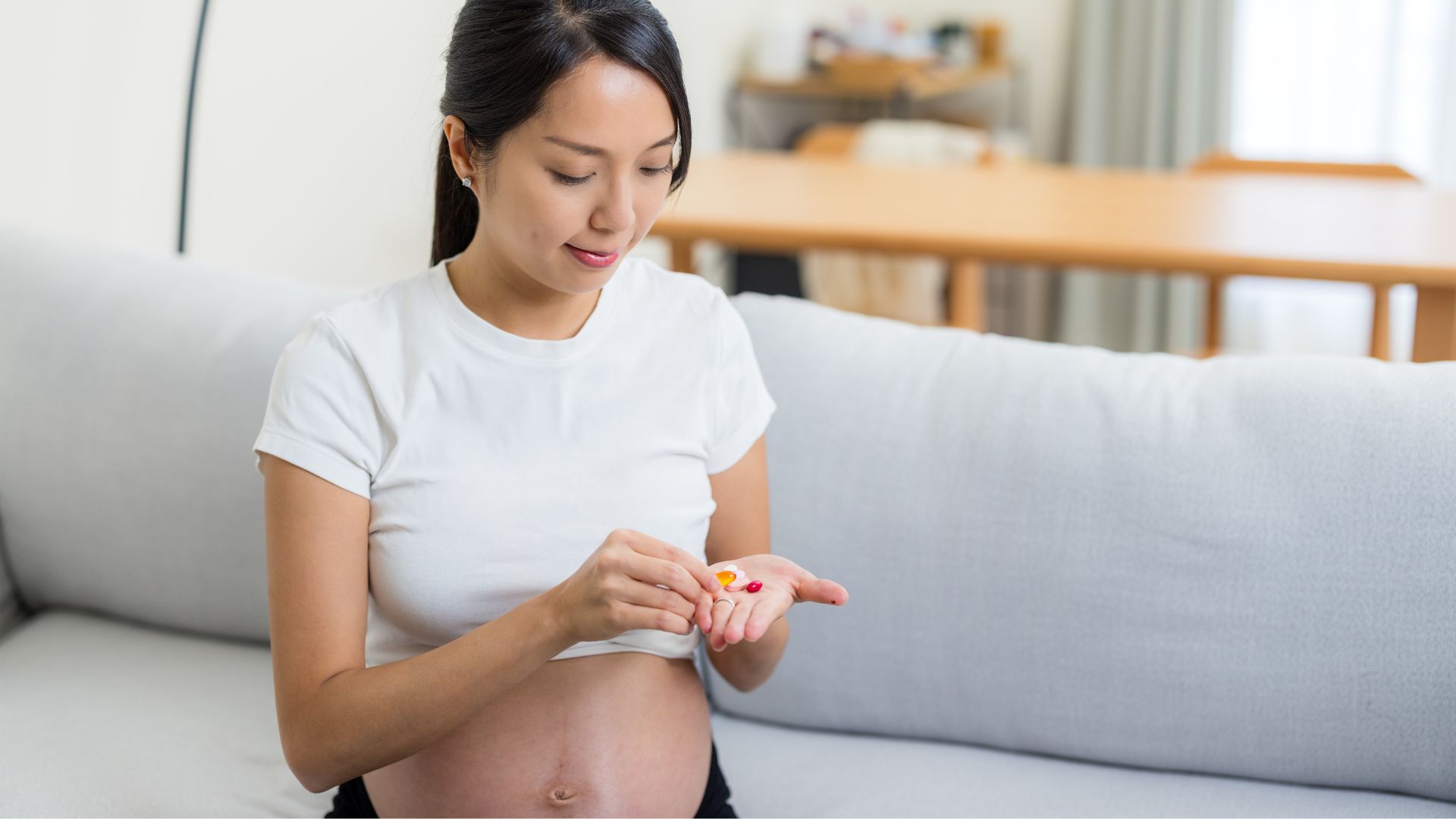 Mẹ bầu nên bổ sung sắt theo liều lượng mà bác sĩ đã chỉ định