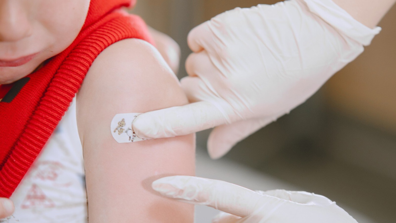 Tuân thủ đúng lưu ý sau khi tiêm huyết tương giàu tiểu cầu giúp tăng hiệu quả điều trị