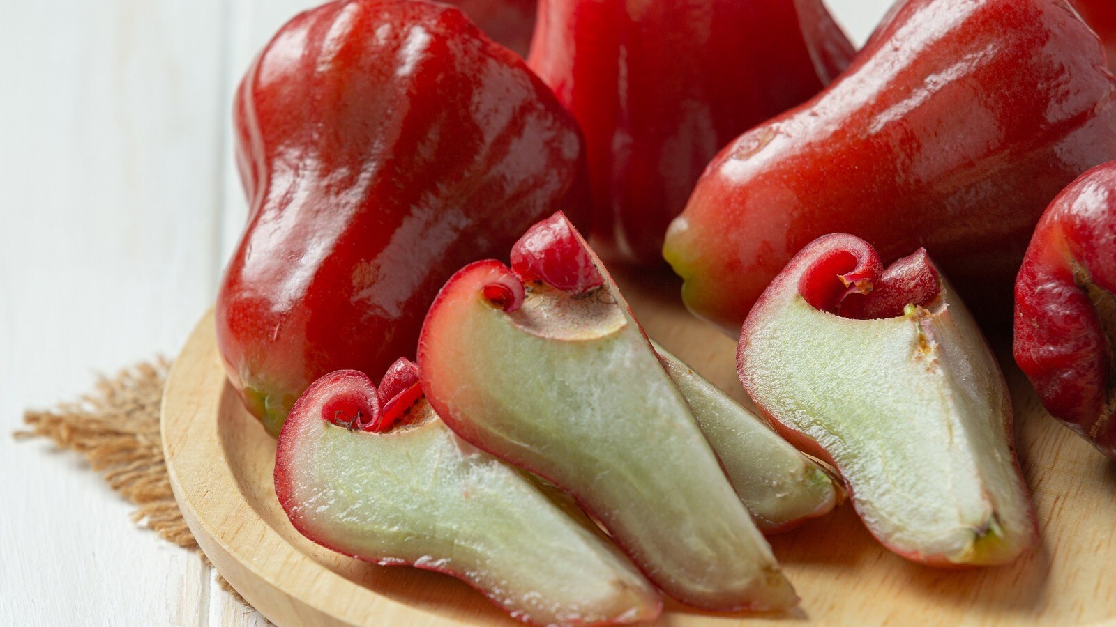 Mận không phải thực phẩm dễ gây tăng cân