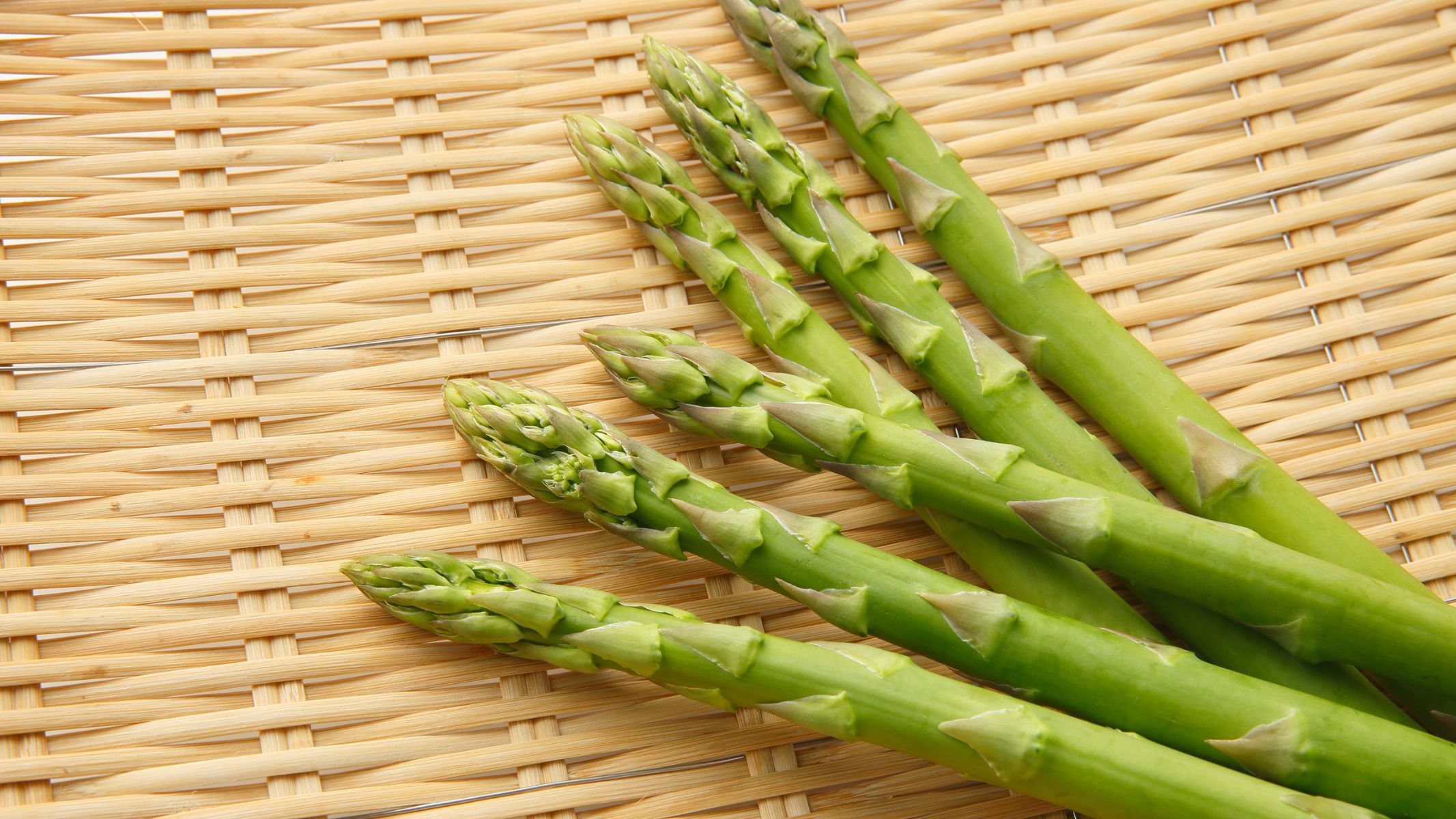 Măng tây chứa nhiều chất xơ có lợi cho hệ tiêu hoá