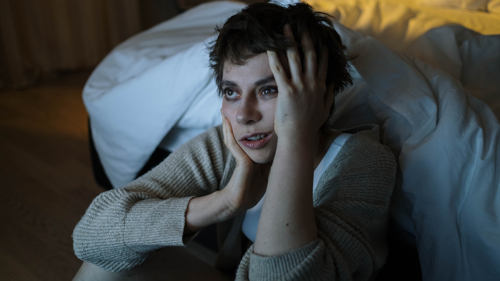 Nếu mất ngủ kéo dài không rõ nguyên nhân, người bệnh nên thăm khám thay vì sử dụng các thuốc bổ não