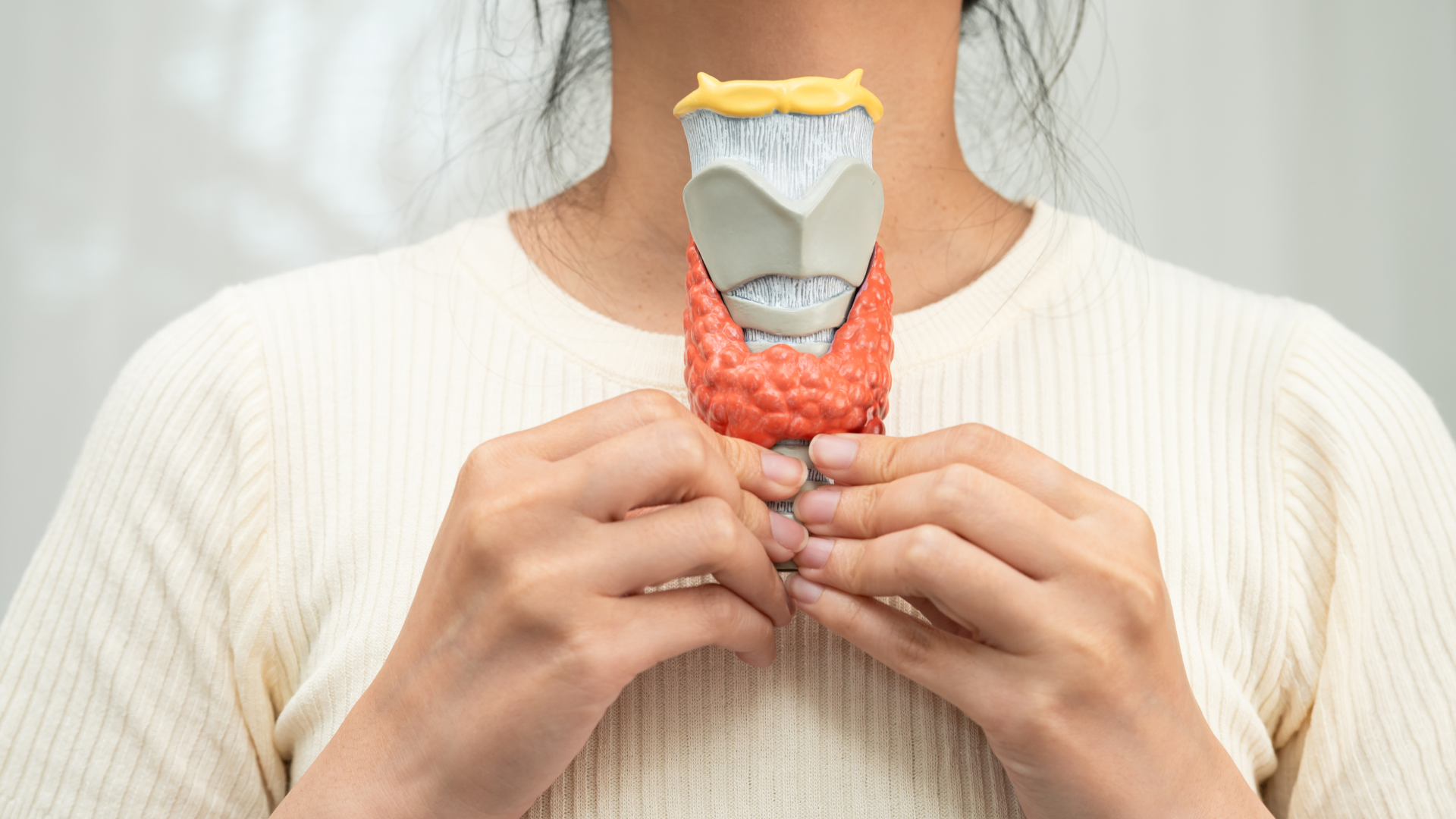 Người có&nbsp;rối loạn tuyến giáp thường cảm thấy bồn chồn hoặc khó thư giãn vào ban đêm