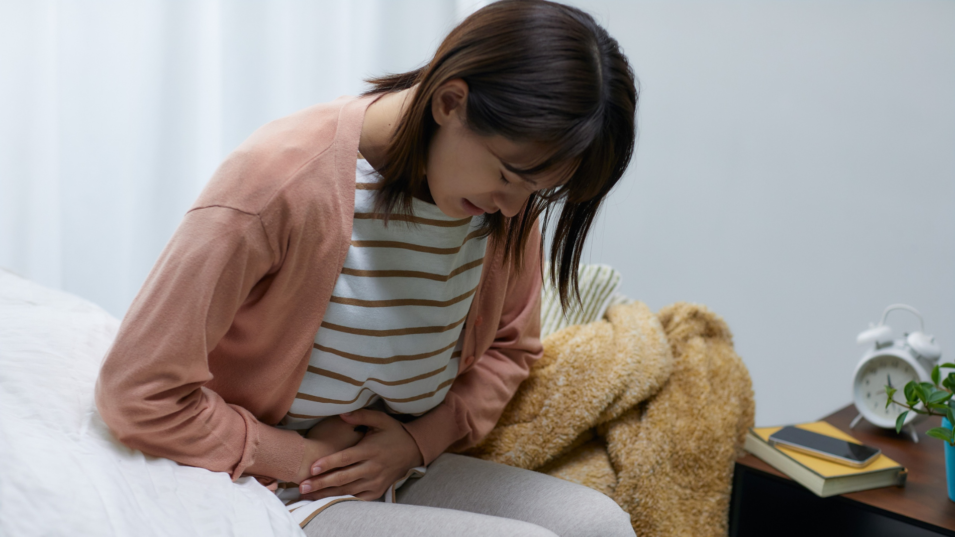 Máu kinh nguyệt lần đầu có màu gì? Khi nào là dấu hiệu bất thường? 5