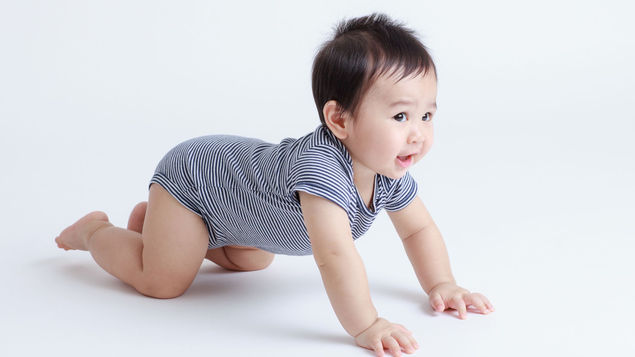 Mấy tháng trẻ biết bò?