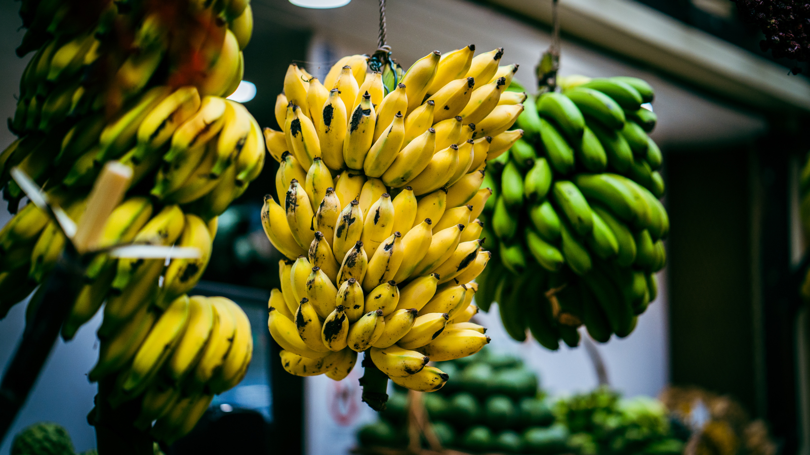 Chuối cung cấp kali, vitamin B6 và chất xơ dồi dào