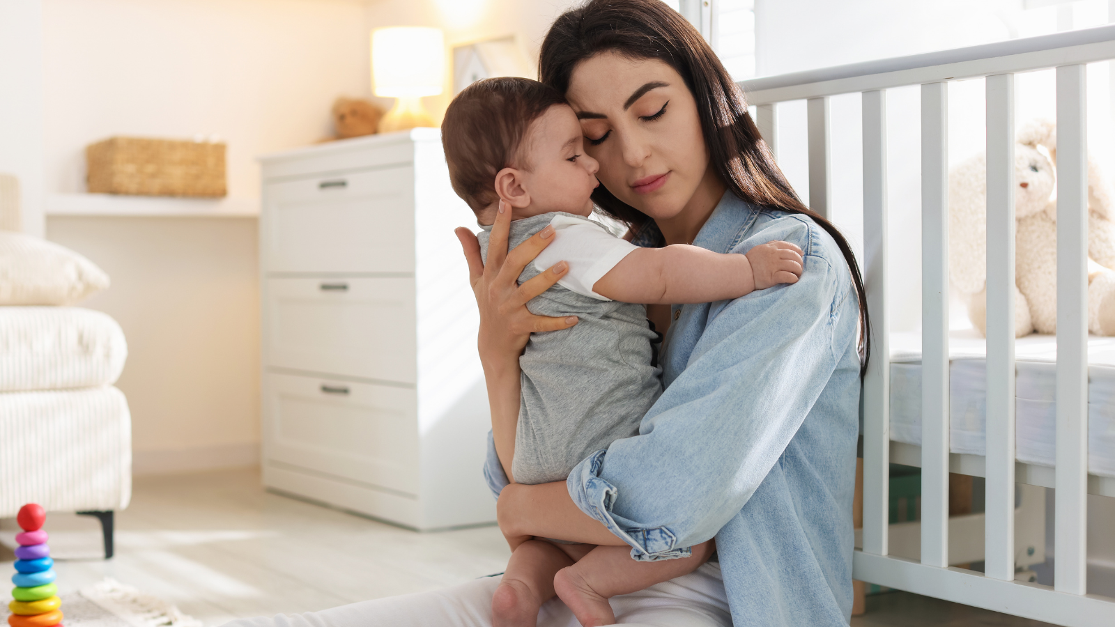 Mẹ đang ở cữ ăn thịt vịt được không là thắc mắc của nhiều người