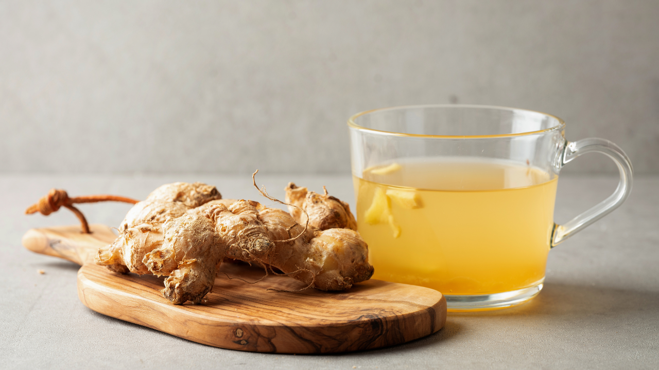 Nước gừng tươi giúp cải thiện cảm giác khó chịu trong khoang miệng