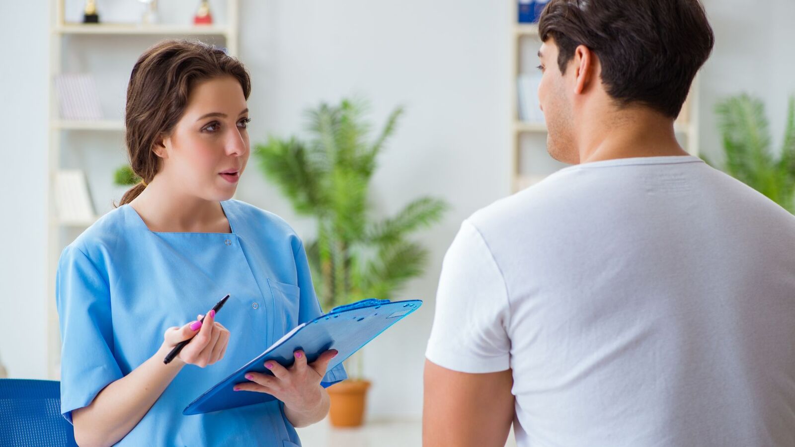 Bệnh nhân cần tái khám theo lịch hẹn của bác sĩ