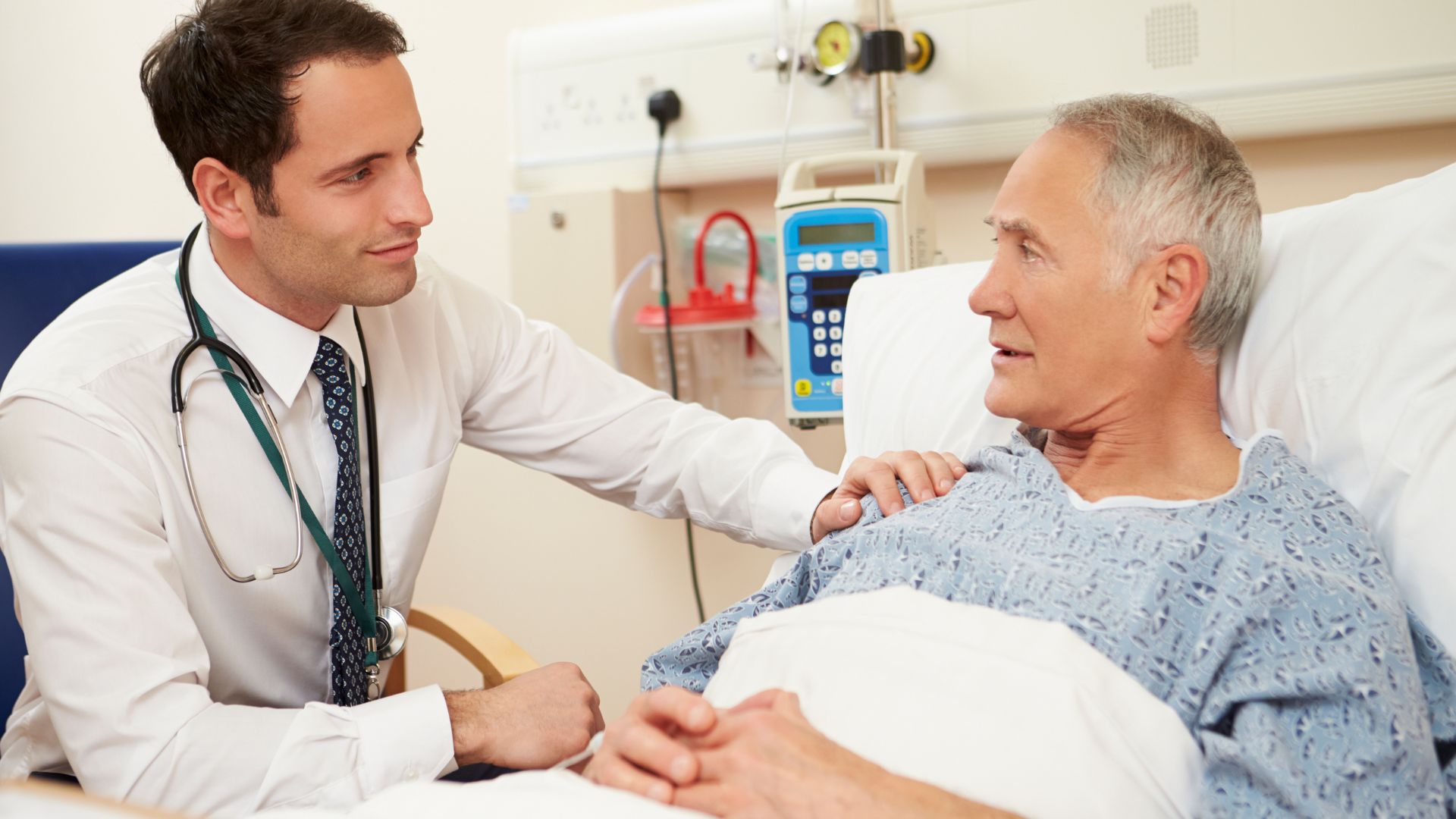 Tư thế nằm đúng là một phần quan trọng trong hồi phục sau phẫu thuật