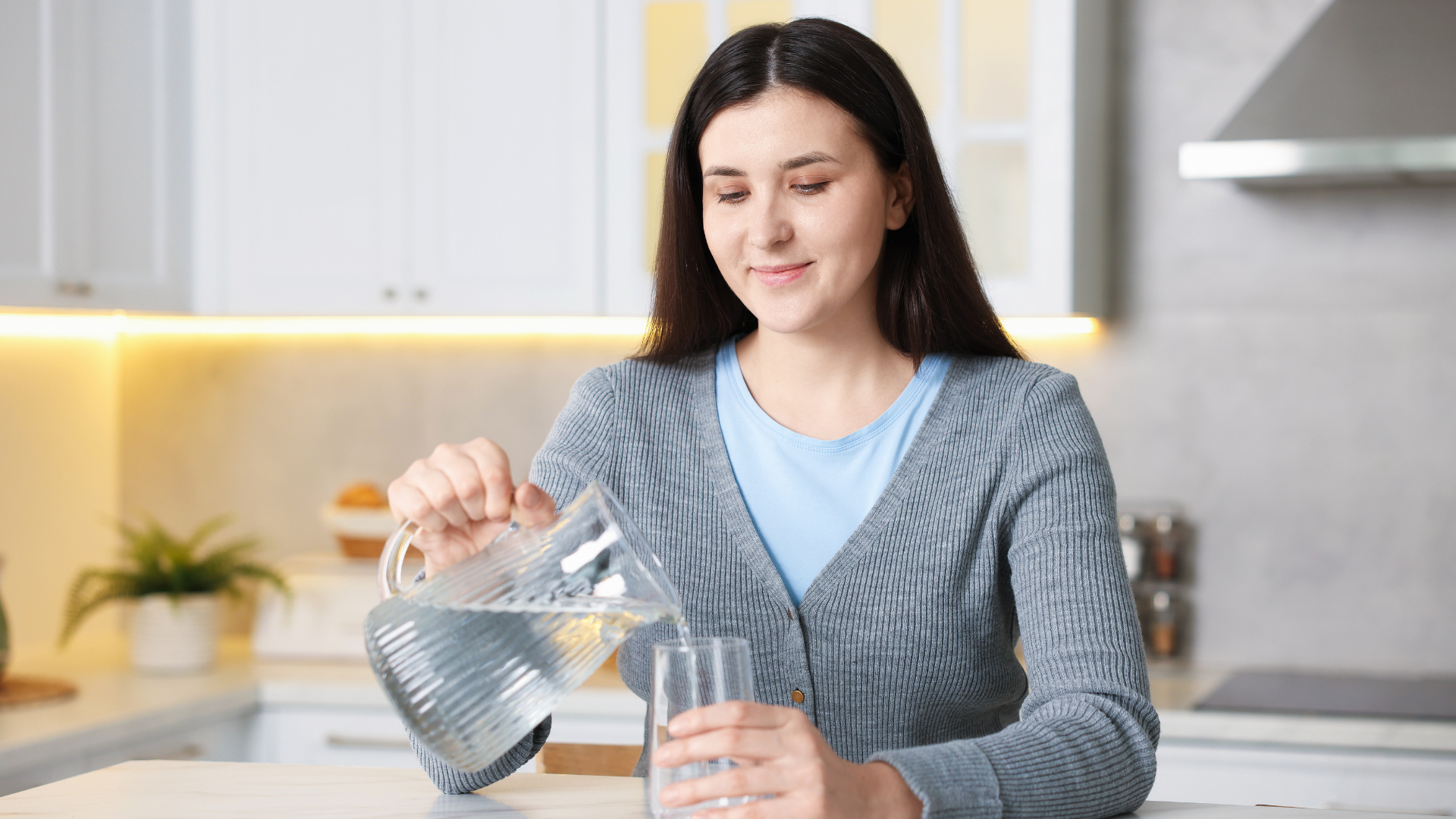 cách uống nước cũng đóng vai trò quan trọng trong việc duy trì chức năng thận khỏe mạnh