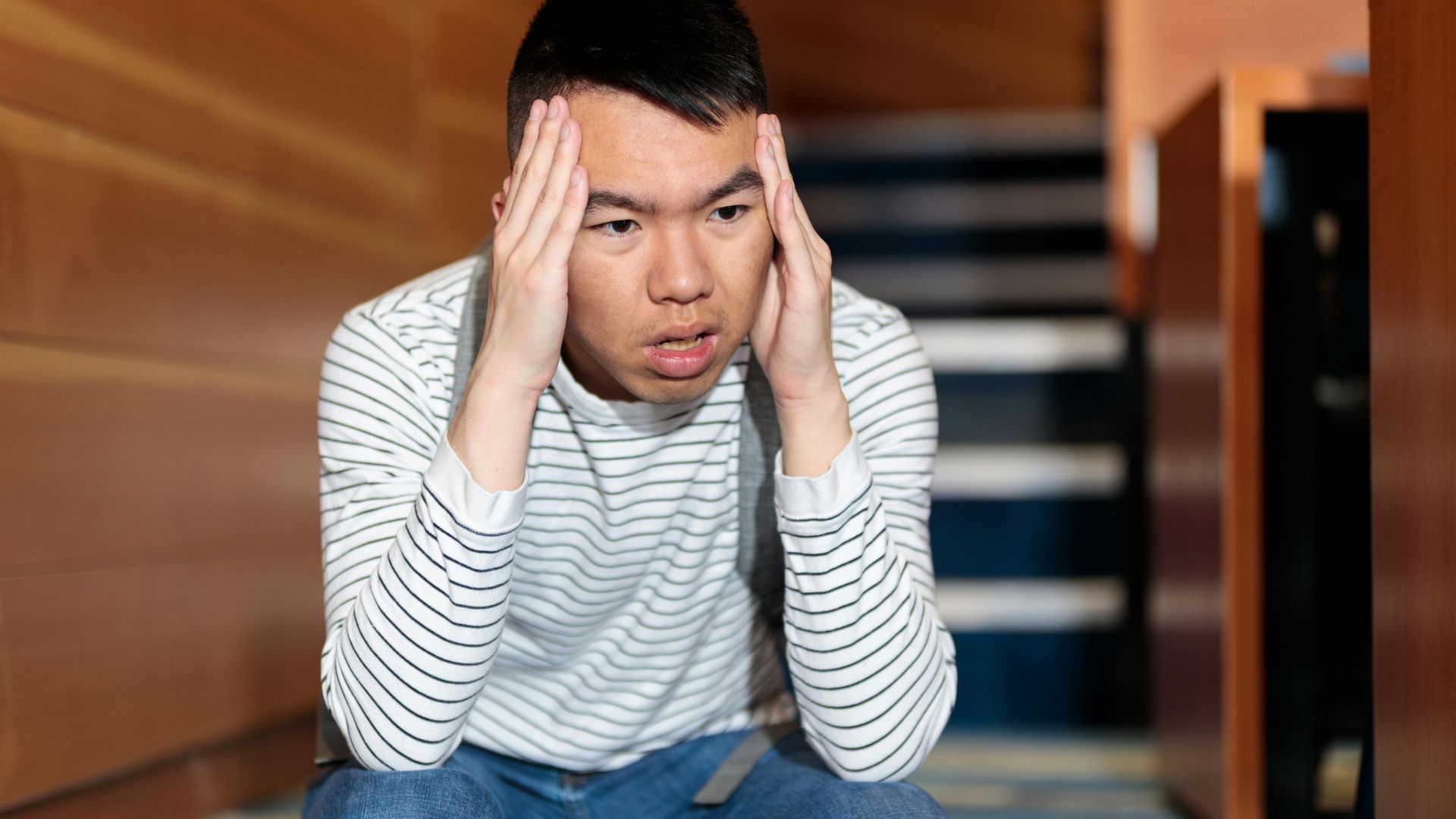 Căng thẳng kéo dài cũng có thể làm tăng nguy cơ gặp phải tình trạng mộng tinh